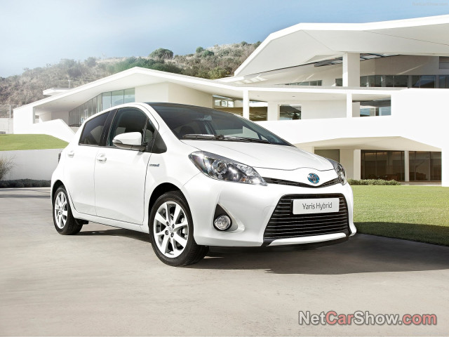 toyota yaris hybrid pic #92550