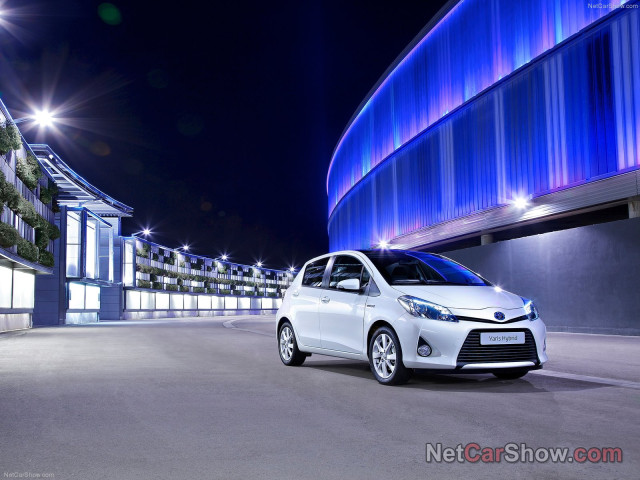 toyota yaris hybrid pic #92555