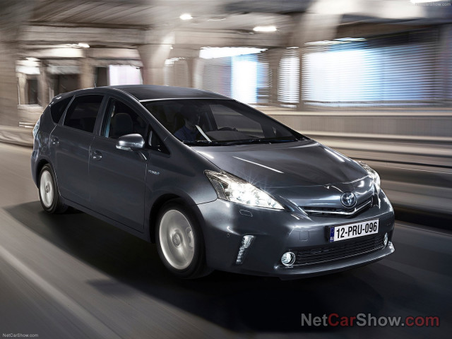 toyota prius plus pic #93097