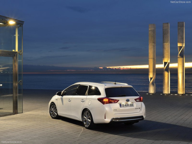 toyota auris pic #99032