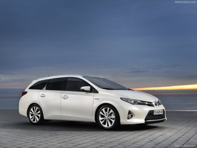 toyota auris pic #99040