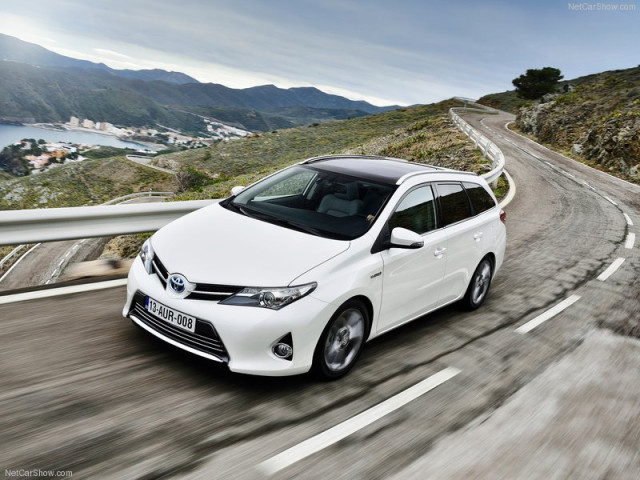 toyota auris pic #99042