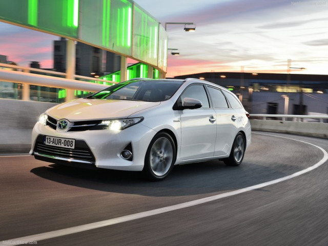 toyota auris pic #99043