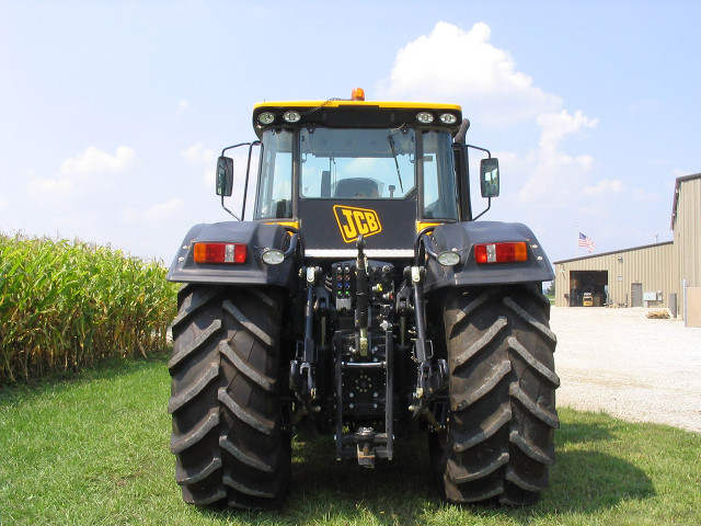 jcb fastrac 8250 pic #41553