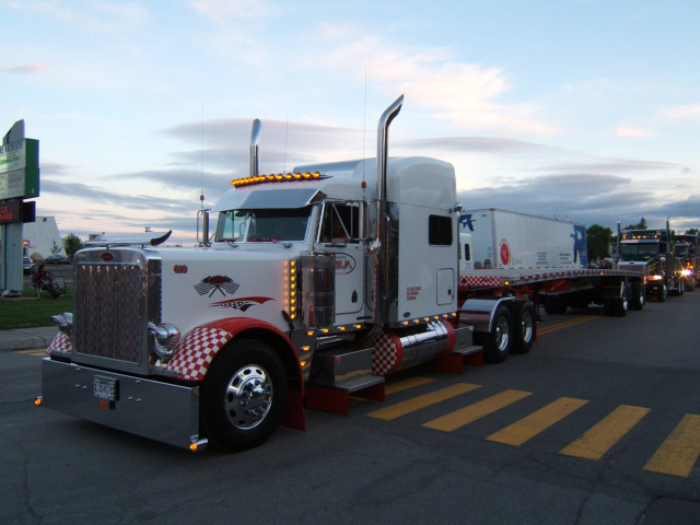 peterbilt 379 pic #44474