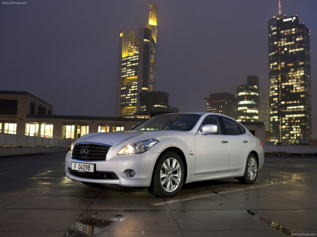 infiniti m35h pic #112898