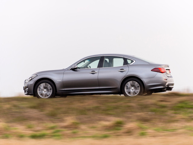 infiniti q70  pic #136621