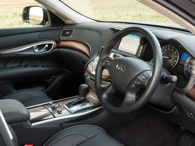 infiniti q70  pic #136672