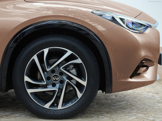 infiniti q30 pic #158750