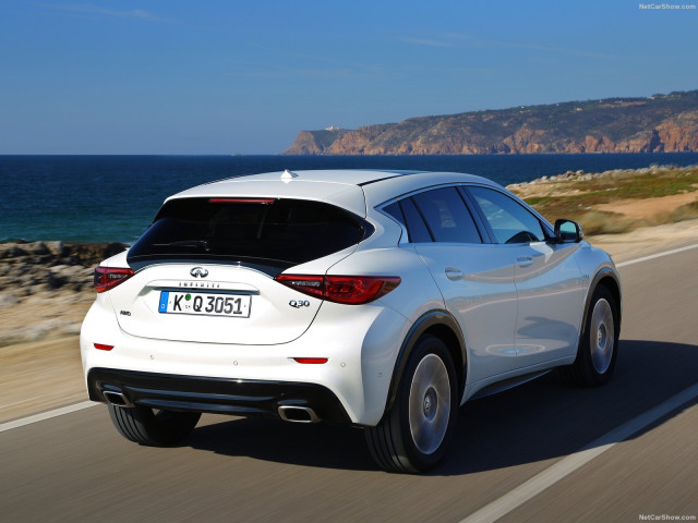 infiniti q30 pic #158793