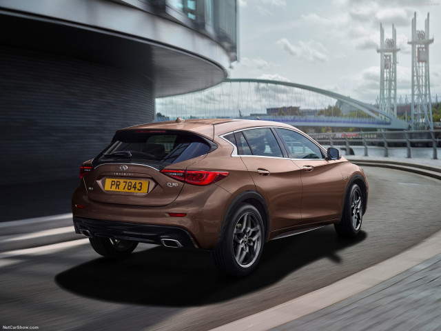 infiniti q30 pic #158799