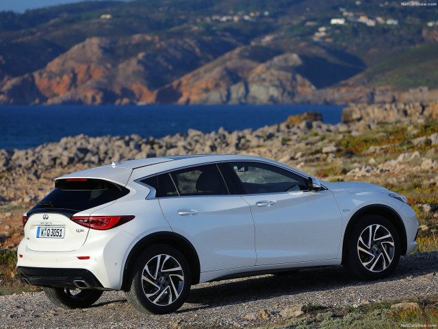 infiniti q30 pic #158806