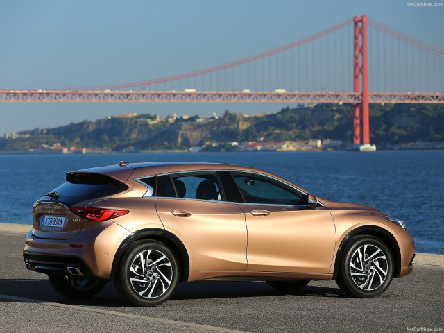 infiniti q30 pic #158809