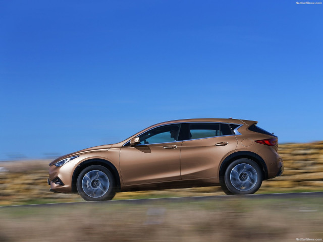 infiniti q30 pic #158816