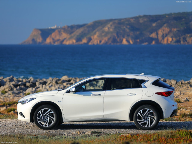 infiniti q30 pic #158821