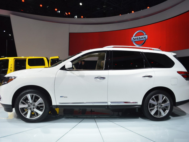 nissan pathfinder hybrid 2014 pic #103770