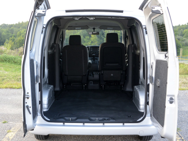 nissan nv200 pic #105274