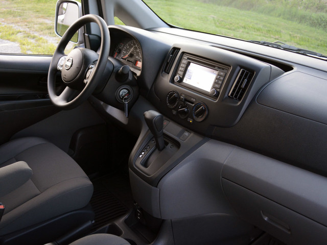 nissan nv200 pic #105282