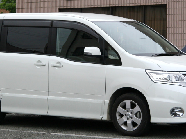 nissan serena pic #106166