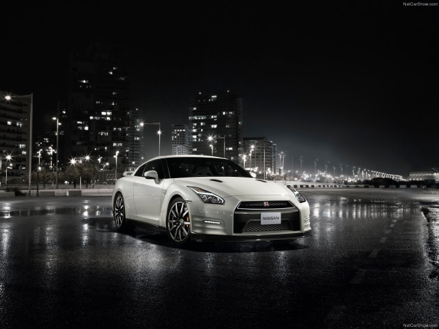 nissan gt-r pic #107214