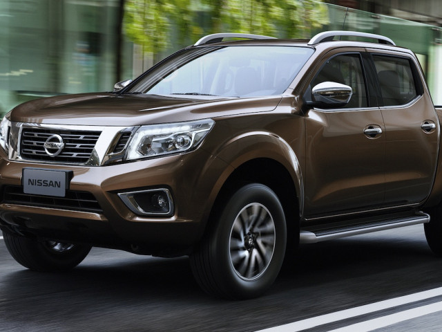 nissan navara pic #121264