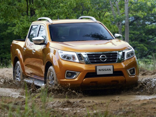 nissan navara pic #121265