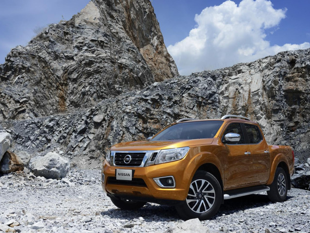 nissan navara pic #121659