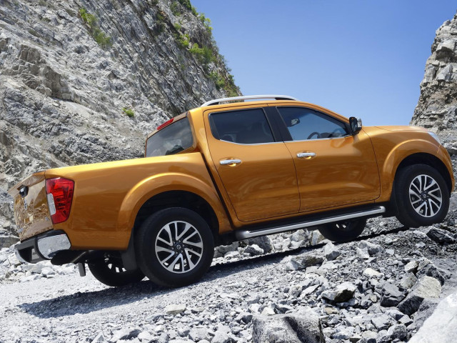 nissan navara pic #121684