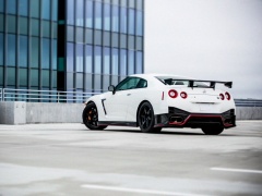 nissan gt-r nismo pic #131171