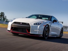 nissan gt-r nismo pic #131181