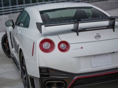nissan gt-r nismo pic #131408