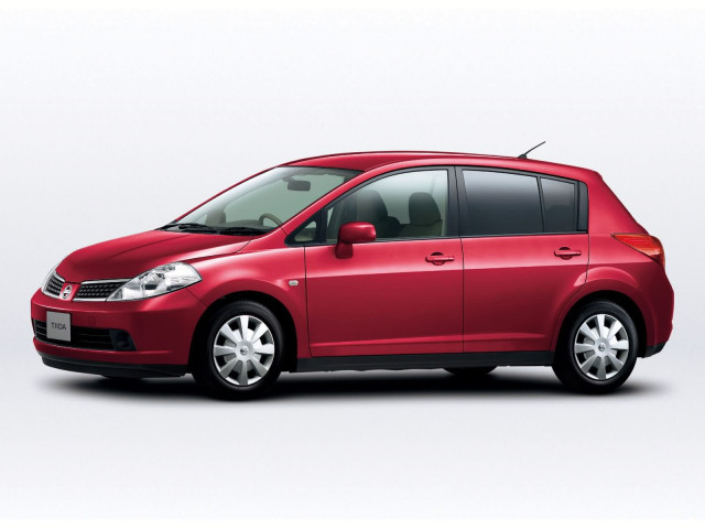 nissan tiida pic #15630