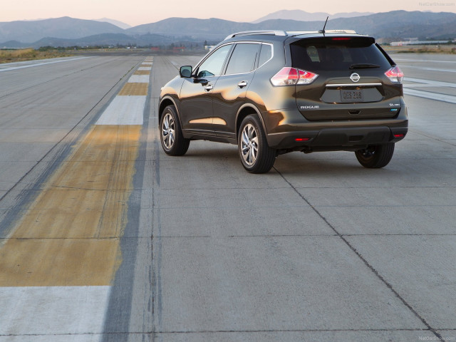 nissan rogue pic #157090