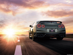 nissan gt-r pic #200157