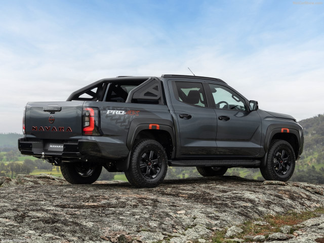 nissan navara pic #207571