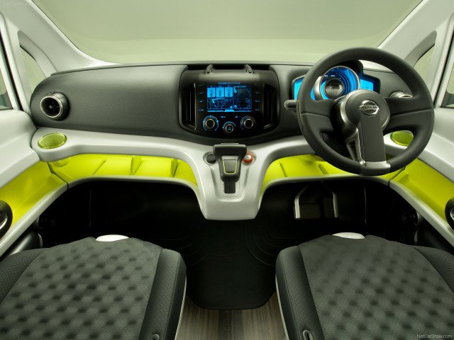 nissan nv200 pic #48328