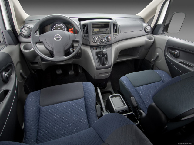 nissan nv200 pic #61548