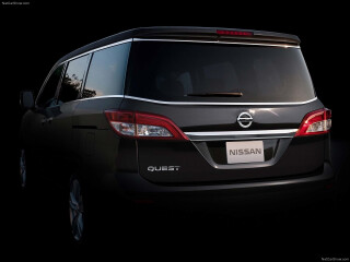 Nissan Quest IV (RE52)