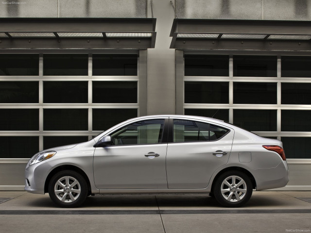 nissan versa sedan pic #80214