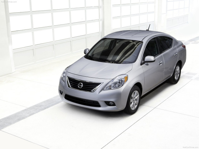 nissan versa sedan pic #80215