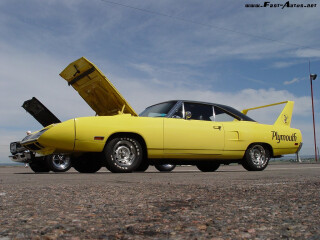 Plymouth Road Runner Superbird
