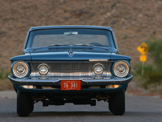 Plymouth Savoy