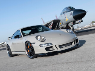 Champion Motorsport F77