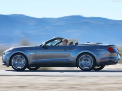 ford mustang convertible pic #137888