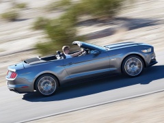 ford mustang convertible pic #137889