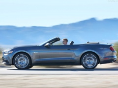 ford mustang convertible pic #137893