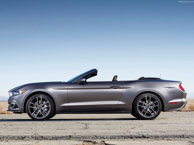 ford mustang convertible pic #137896