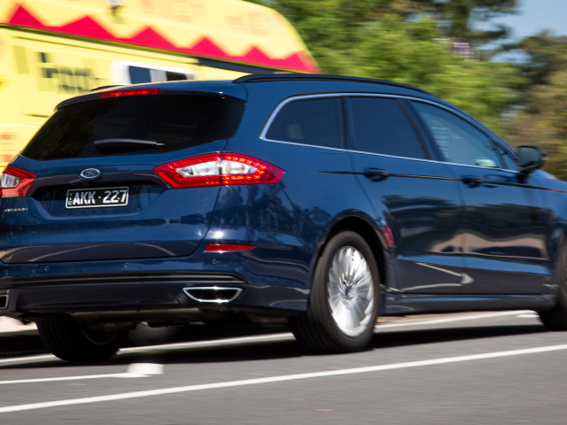 ford mondeo wagon pic #175109