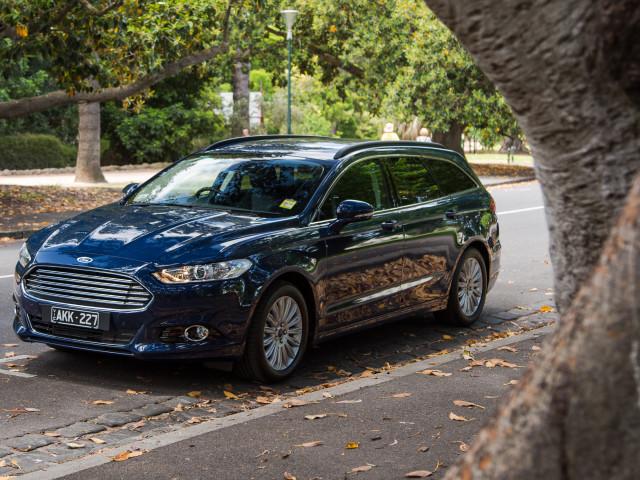 ford mondeo wagon pic #175120