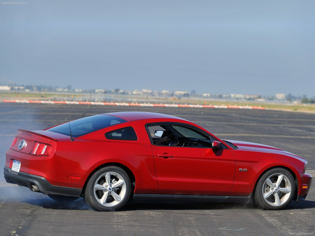 ford mustang gt pic #73463